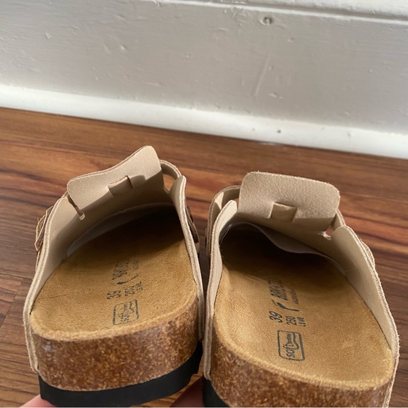 Birkenstock Boston Soft Footbed Tan Clogs - Picture 5 of 6